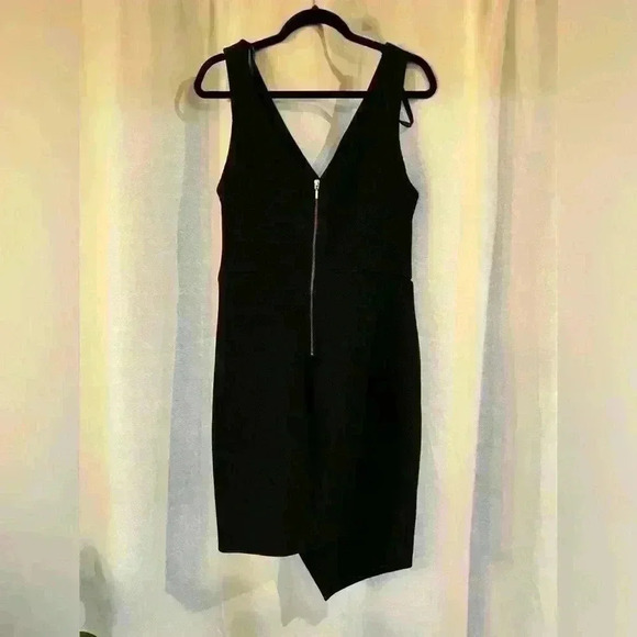 Women’s Black V-Cut BISOU BISOU Formal Dress - Picture 2 of 6